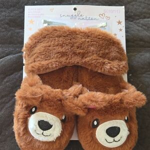 Brown Bear Slippers With Eye Mask And Hair Clips Set